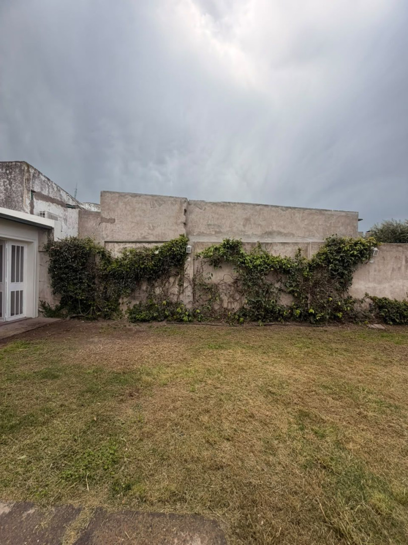 Casa en Alquiler en Mendoza 100, Pacifico, Bahía Blanca - Bahía Blanca Propiedades | SITIO OFICIAL l