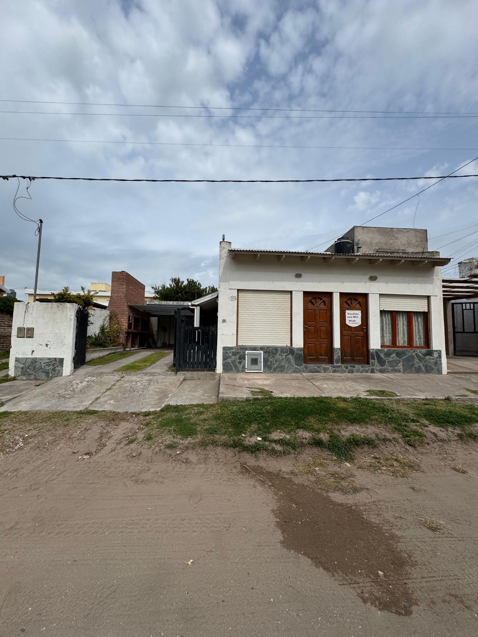 Casa + Departamento en Venta en Chascomus 724,  Monte Hermoso - Bahía Blanca Propiedades | SITIO OFICIAL l