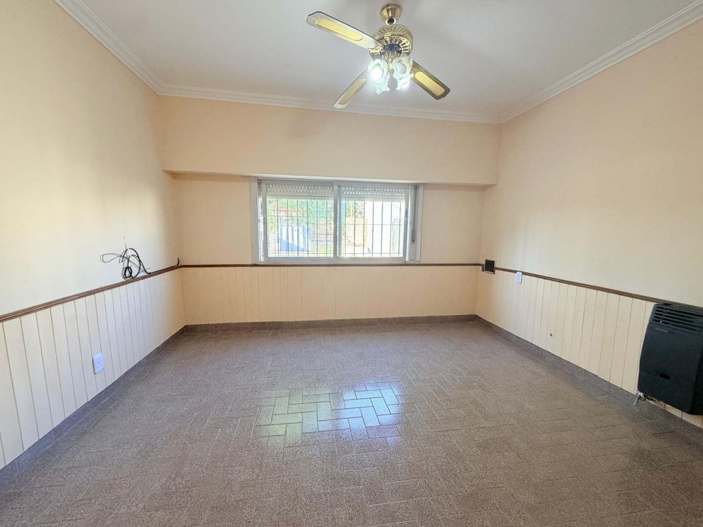 Casa en Alquiler en Estomba 2700, Los Almendros, Bahía Blanca - Bahía Blanca Propiedades | SITIO OFICIAL l