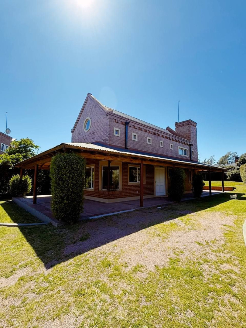 Casa en Venta en Pago Chico, Pago Chico, Bahía Blanca - Bahía Blanca Propiedades | SITIO OFICIAL l