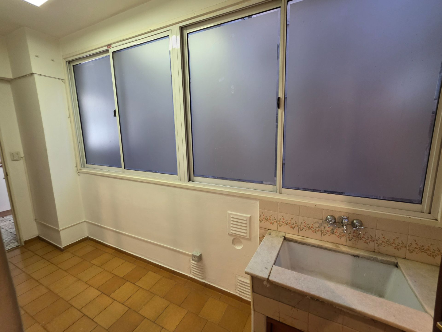 Departamento en Alquiler en Estomba 112, Centro, Bahía Blanca - Bahía Blanca Propiedades | SITIO OFICIAL l