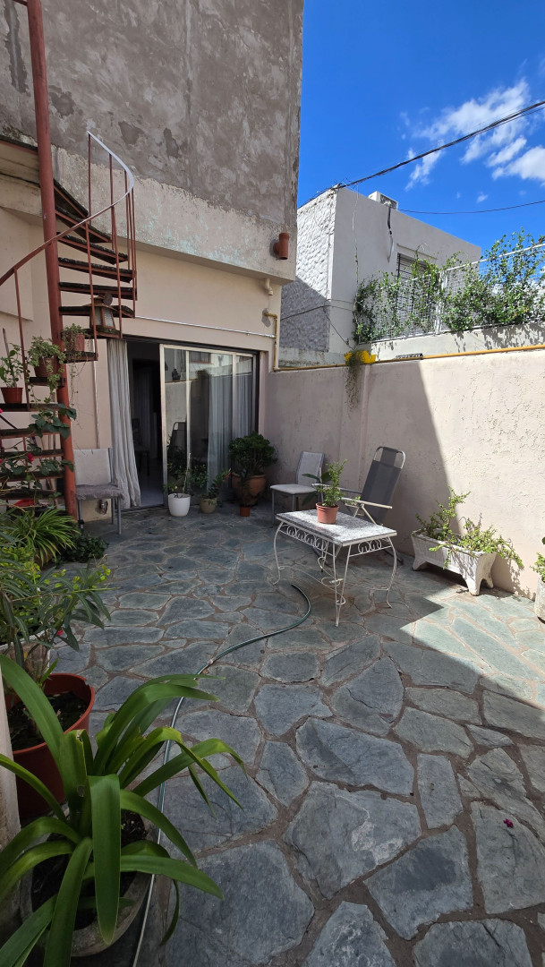 Casa + Departamento en Venta en 12 De Octubre 200, Napostá, Bahía Blanca - Bahía Blanca Propiedades | SITIO OFICIAL l