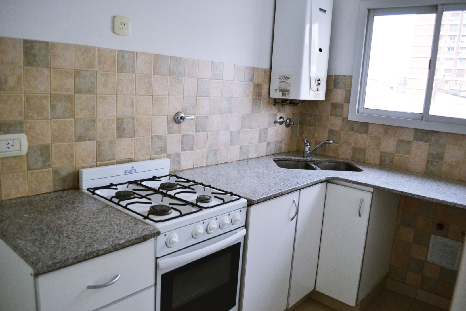 Departamento en Alquiler en Zelarrayan 360, Centro, Bahía Blanca - Bahía Blanca Propiedades | SITIO OFICIAL l