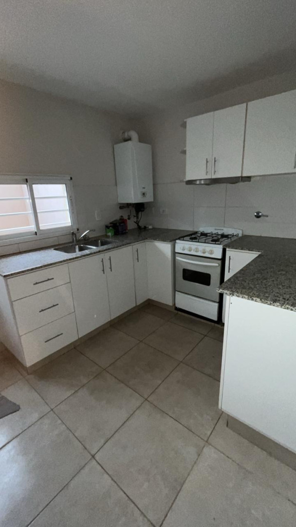Duplex en Alquiler en Cipolletti 933,  Bahía Blanca - Bahía Blanca Propiedades | SITIO OFICIAL l