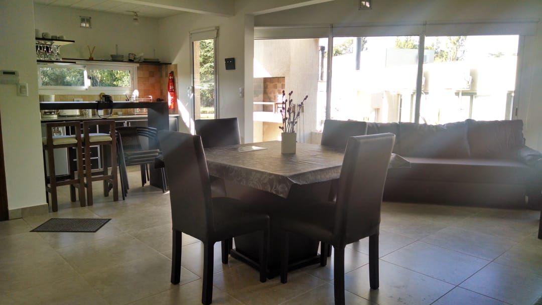 Casa en Venta en Avenida Sauce Grande Y Los Picaflores,  Sierra de  la Ventana - Bahía Blanca Propiedades | SITIO OFICIAL l