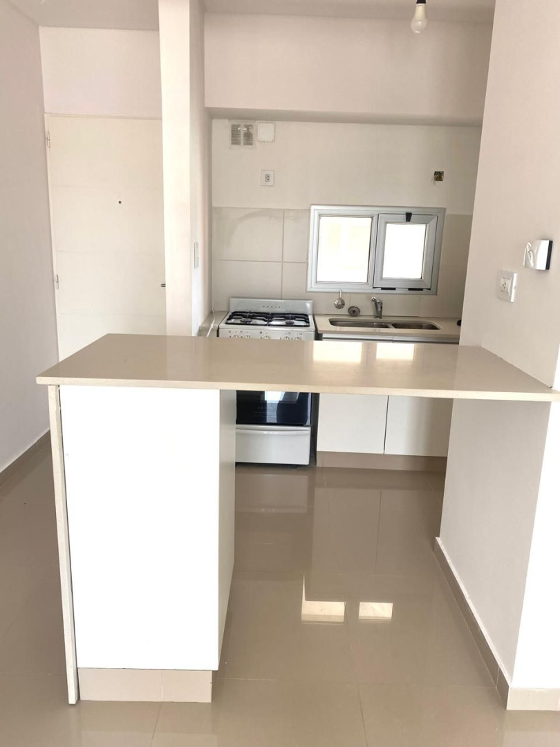 Departamento en Alquiler en Casanova 82, Centro, Bahía Blanca - Bahía Blanca Propiedades | SITIO OFICIAL l