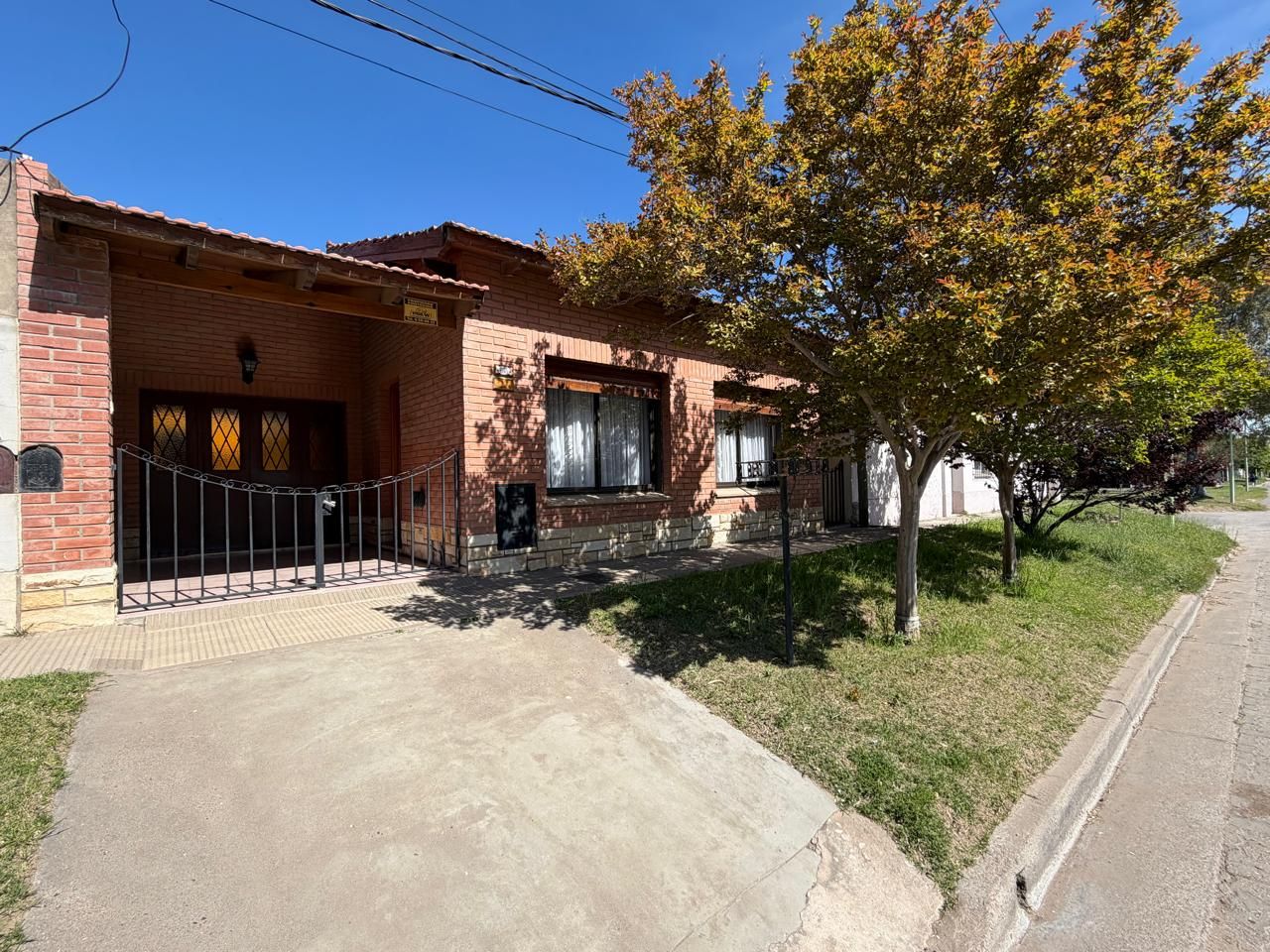 Casa en Venta en Cuyo 1265, Villa del Parque, Bahía Blanca - Bahía Blanca Propiedades | SITIO OFICIAL l