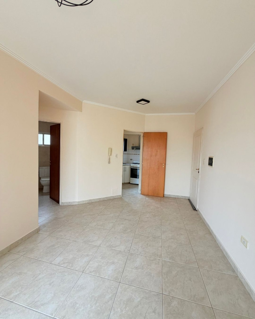 Departamento en Alquiler en Casanova 72, Centro, Bahía Blanca - Bahía Blanca Propiedades | SITIO OFICIAL l