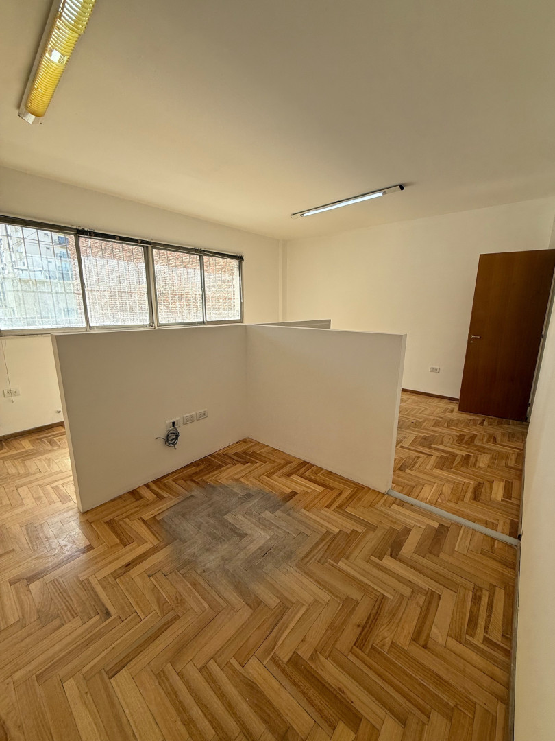 Oficina en Alquiler en Las Heras 124, Centro, Bahía Blanca - Bahía Blanca Propiedades | SITIO OFICIAL l