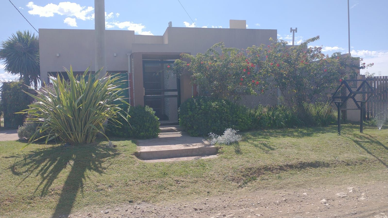 Casa en Venta en Huaura 2606 , Villa Hipodromo, Bahía Blanca - Bahía Blanca Propiedades | SITIO OFICIAL l