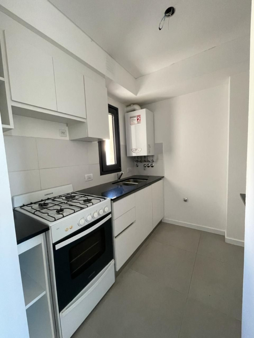 Departamento en Alquiler en Caronti 152, Centro, Bahía Blanca - Bahía Blanca Propiedades | SITIO OFICIAL l