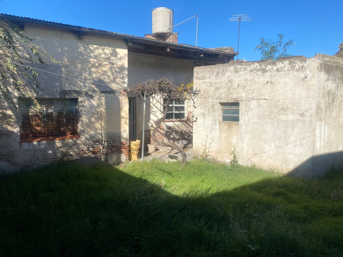 Casa en Venta en Remedios De Escalada 480, Villa Mitre, Bahía Blanca - Bahía Blanca Propiedades | SITIO OFICIAL l