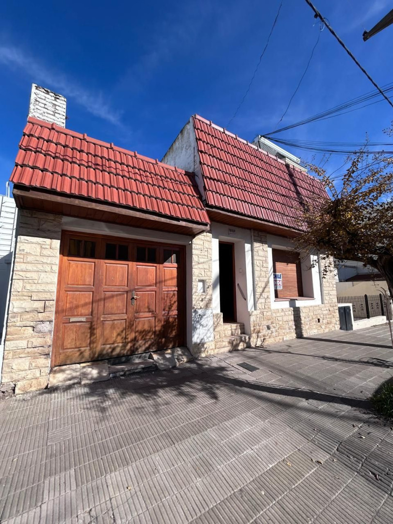 Casa en Venta en Witcomb 126, La Falda, Bahía Blanca - Bahía Blanca Propiedades | SITIO OFICIAL l