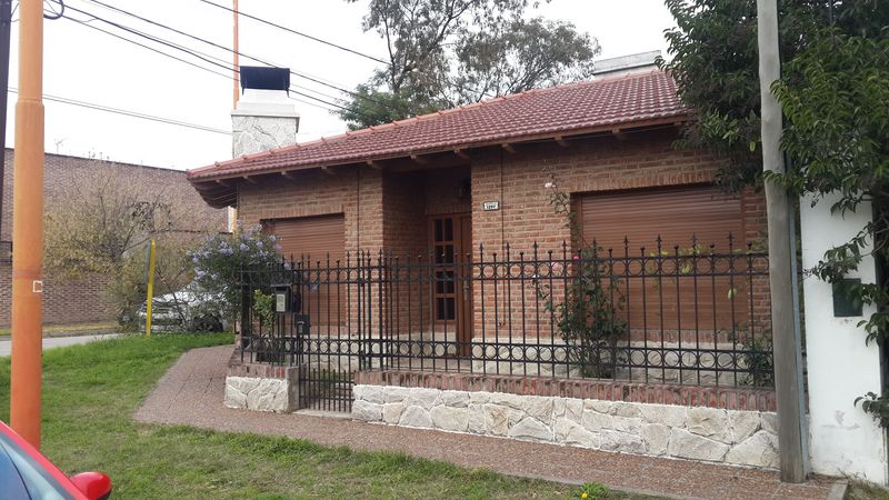 Casa en Venta en Santa Fe 1297, Macrocentro, Bahía Blanca - Bahía Blanca Propiedades | SITIO OFICIAL l