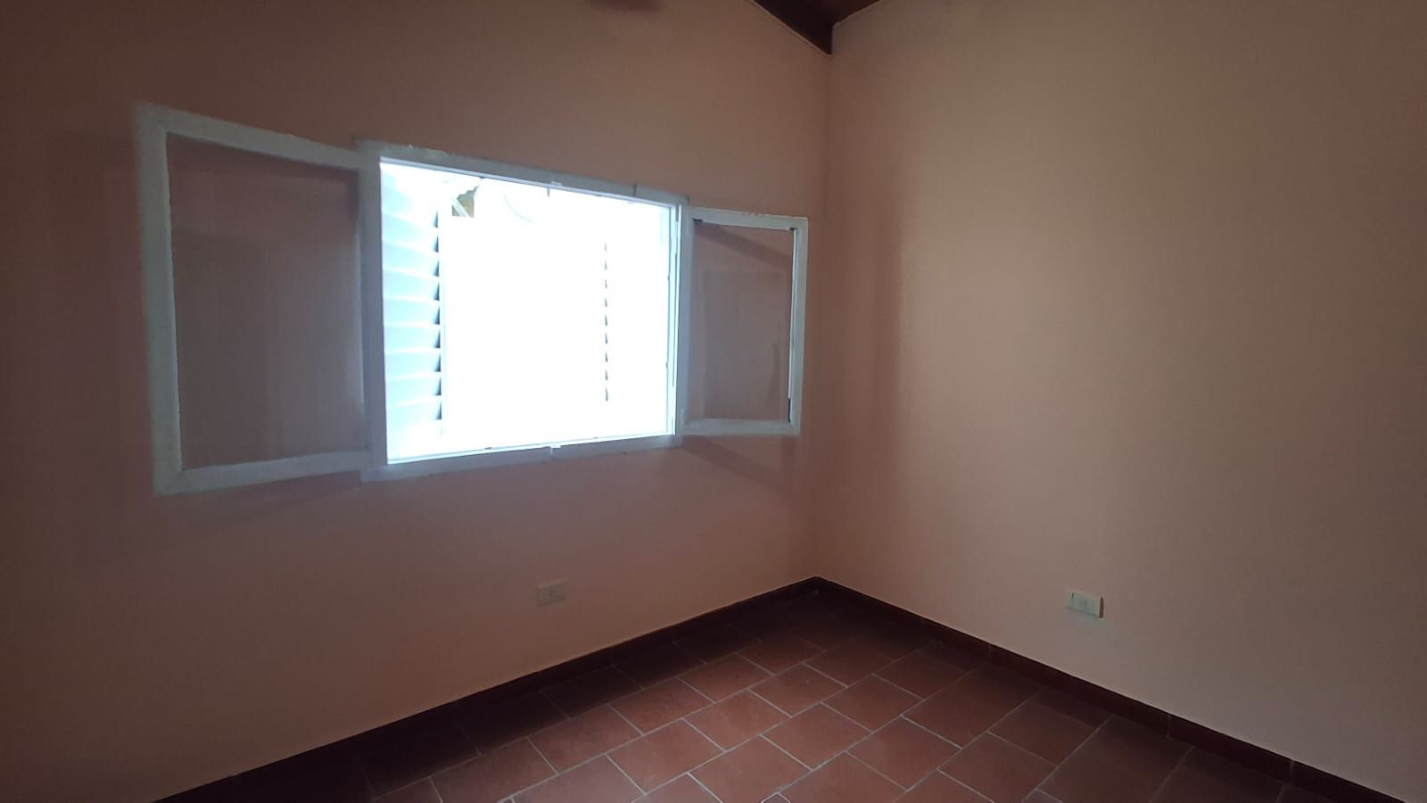 Casa en Alquiler en Malvinas 1153, Kilometro 5, Bahía Blanca - Bahía Blanca Propiedades | SITIO OFICIAL l