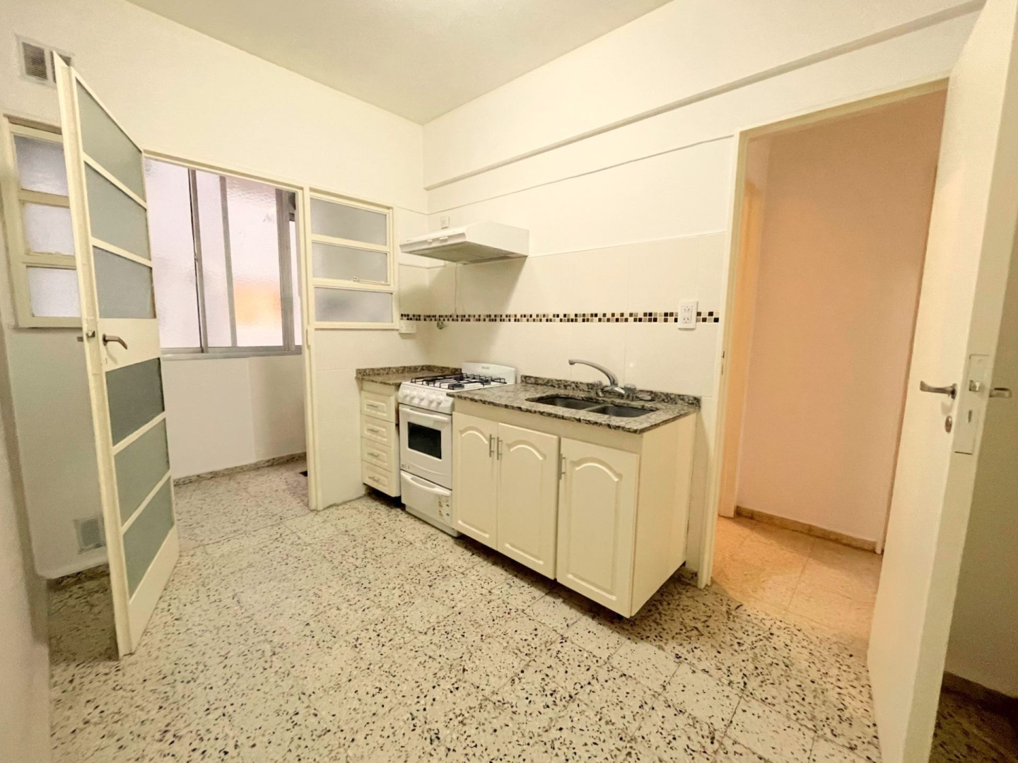 Departamento en Venta en Sarmiento 357, Macrocentro, Bahía Blanca - Bahía Blanca Propiedades | SITIO OFICIAL l