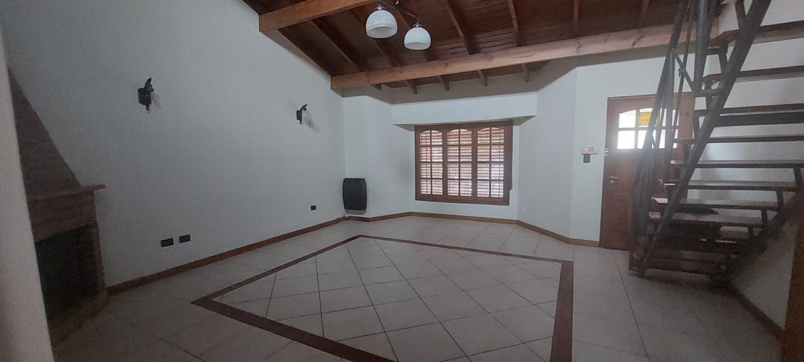 Casa en Alquiler en Nicolas Perez 13, Los Almendros, Bahía Blanca - Bahía Blanca Propiedades | SITIO OFICIAL l