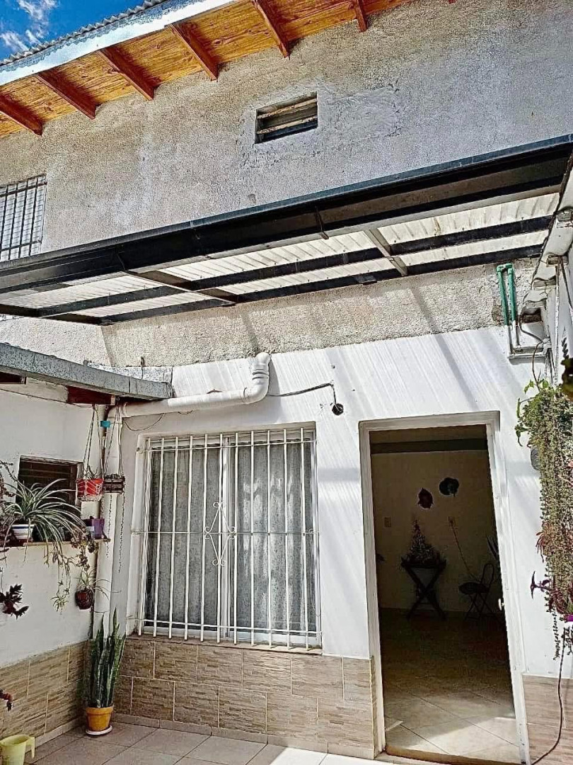 Casa en Venta en Calle 115 E/ 6 Y Av. 7 ,  Berazategui - Bahía Blanca Propiedades | SITIO OFICIAL l