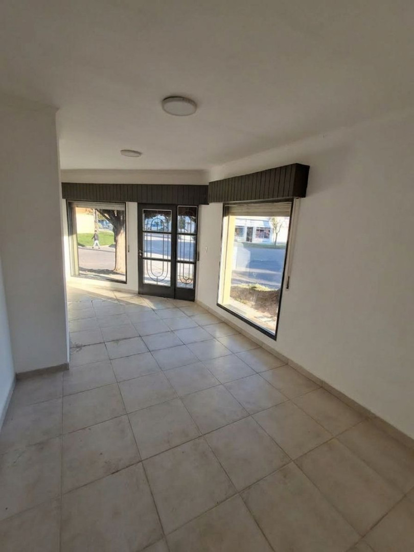 Local en Alquiler en Alberti Y Mitre , San Cayetano, Bahía Blanca - Bahía Blanca Propiedades | SITIO OFICIAL l