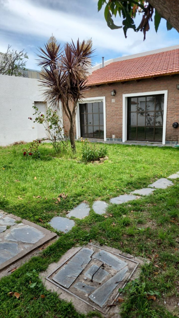 Casa en Venta en Córdoba 166,  Bahía Blanca - Bahía Blanca Propiedades | SITIO OFICIAL l