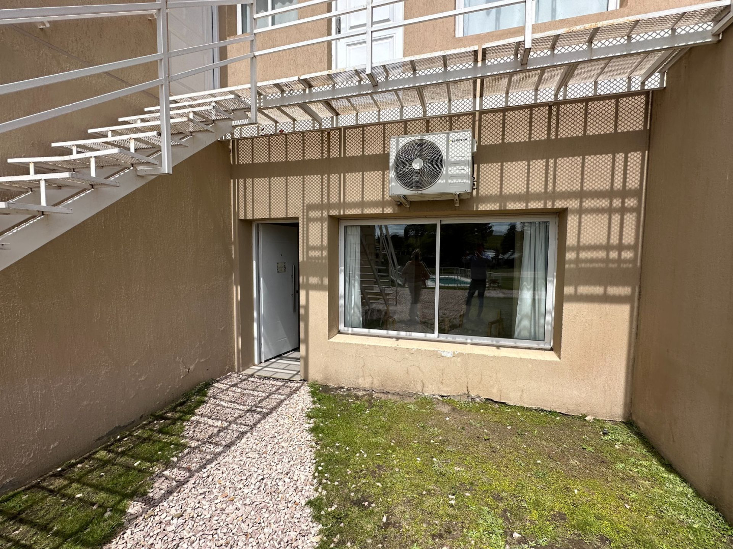 Casa + Departamento en Venta en Curamalal 552, San Bernardo , Sierra de  la Ventana - Bahía Blanca Propiedades | SITIO OFICIAL l