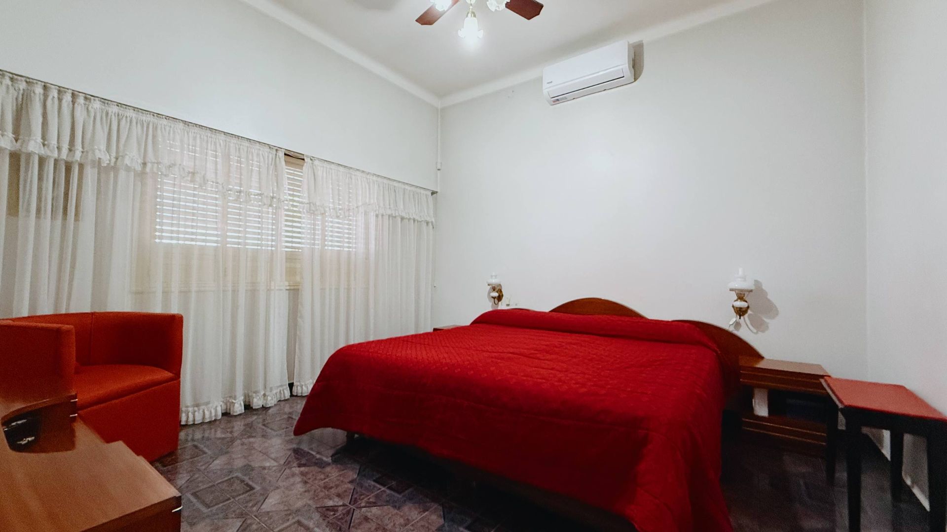 Casa en Venta en Av. Alem 1200, Universitario, Bahía Blanca - Bahía Blanca Propiedades | SITIO OFICIAL l