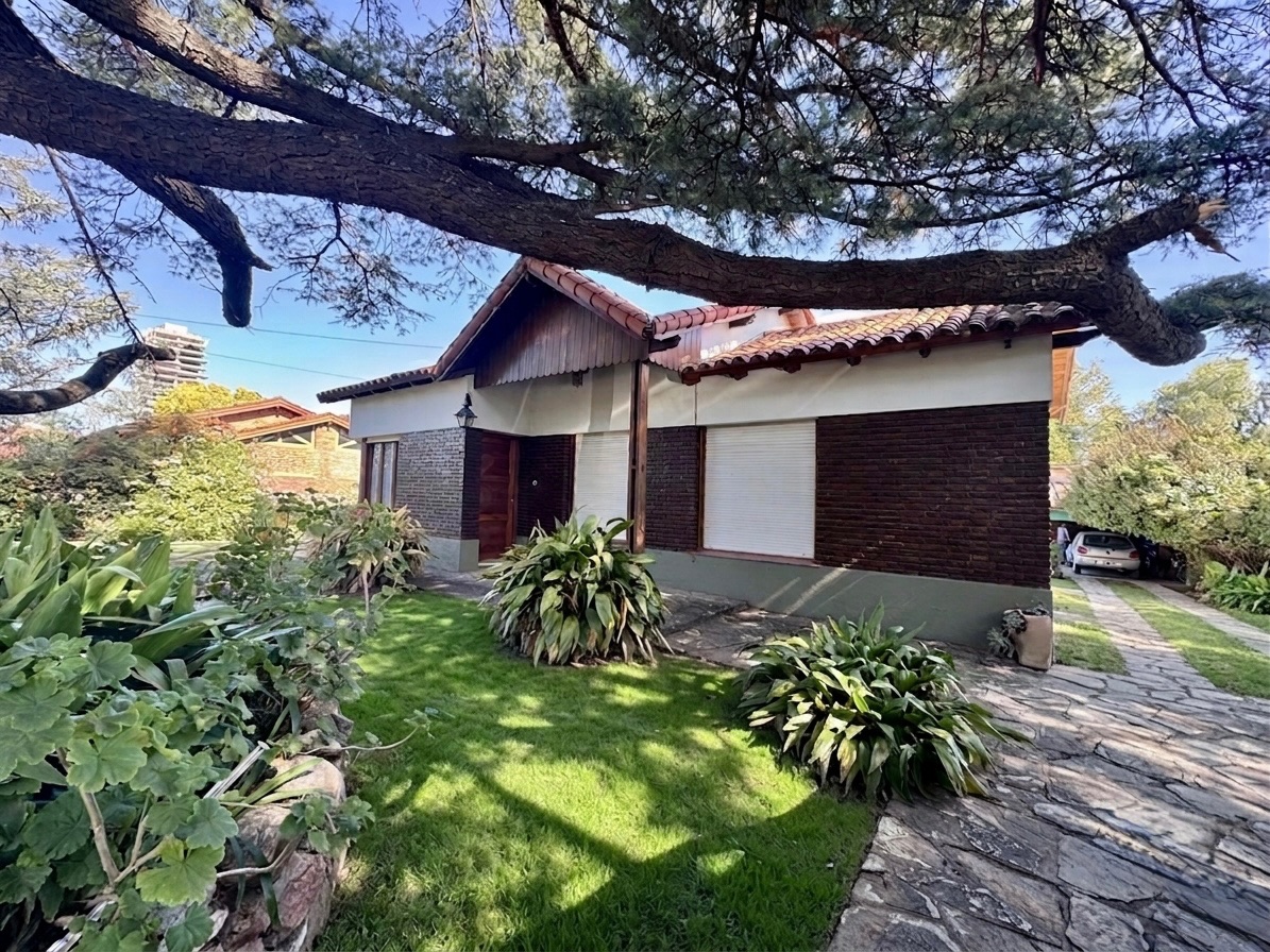 Casa en Venta en La Falda 300, Palihue, Bahía Blanca - Bahía Blanca Propiedades | SITIO OFICIAL l