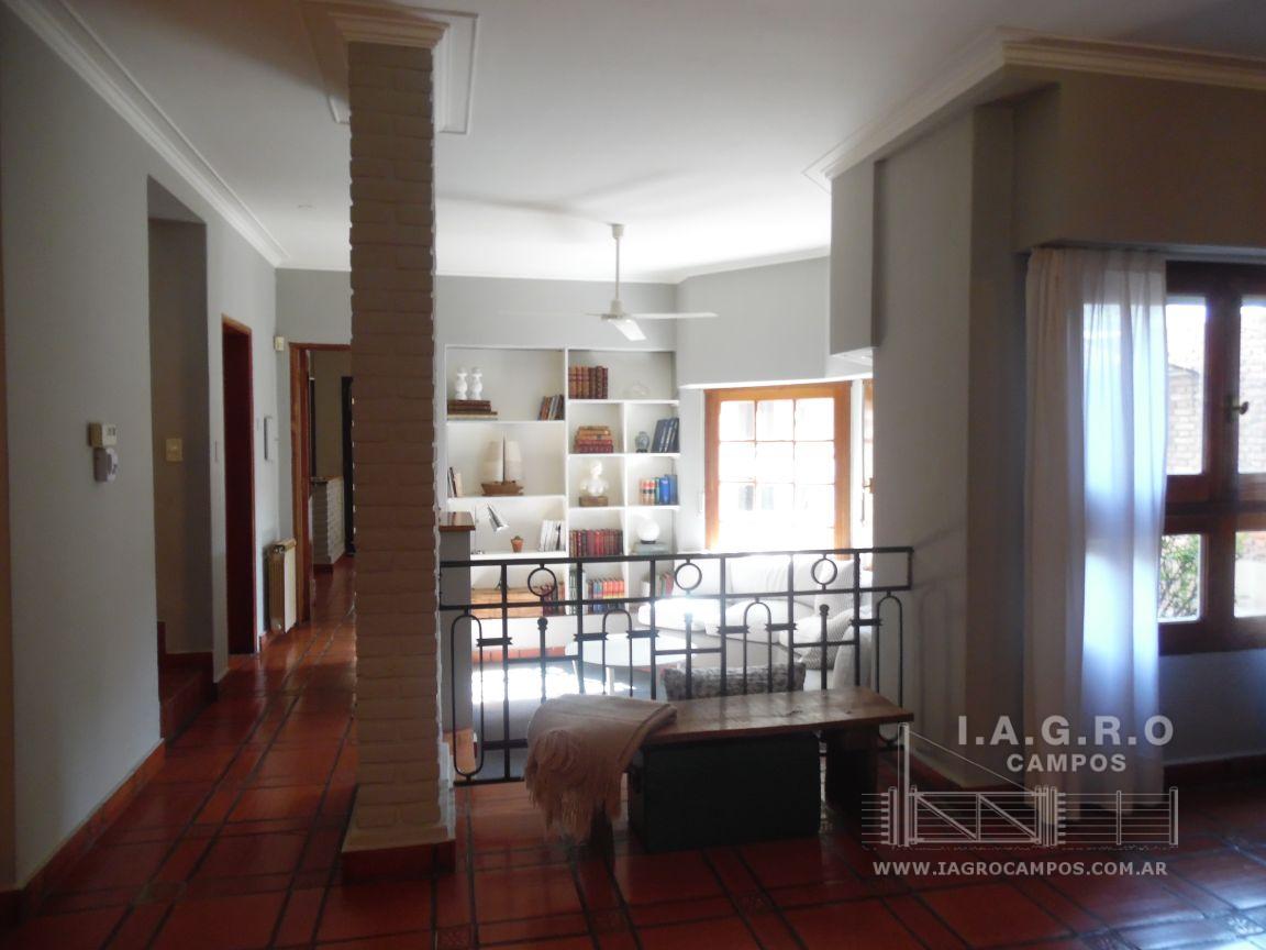 Casa en Venta en Sarmiento 1300, La Falda, Bahía Blanca - Bahía Blanca Propiedades | SITIO OFICIAL l