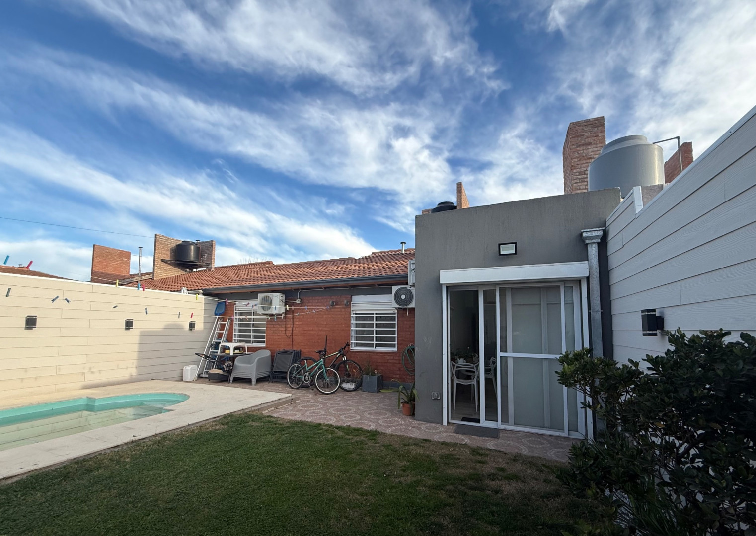 Casa en Venta en Segunda Sixto Laspiur 2600,  Bahía Blanca - Bahía Blanca Propiedades | SITIO OFICIAL l