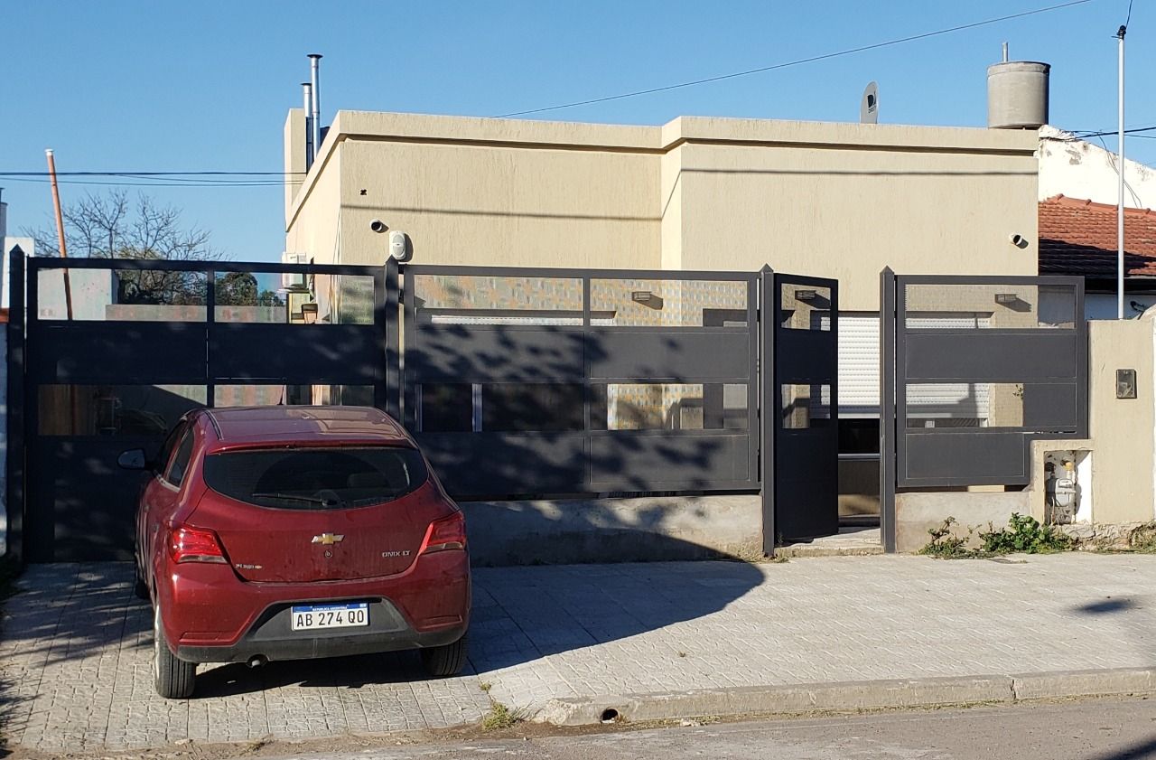 Casa en Venta en Juana Azurduy 1690 , Villa Rosas, Bahía Blanca - Bahía Blanca Propiedades | SITIO OFICIAL l