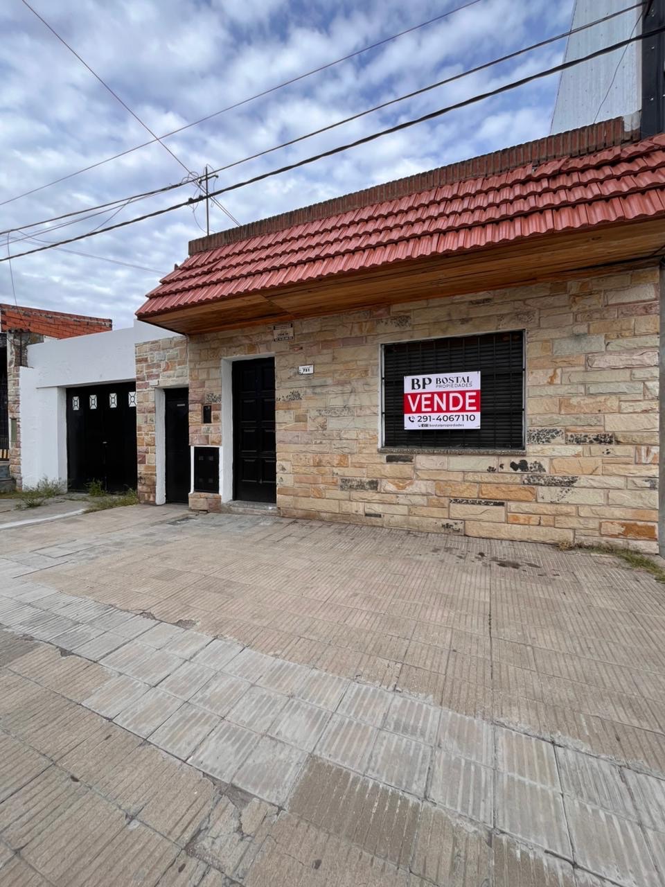 Casa en Venta en Remedios De Escalada 765, Villa Mitre, Bahía Blanca - Bahía Blanca Propiedades | SITIO OFICIAL l
