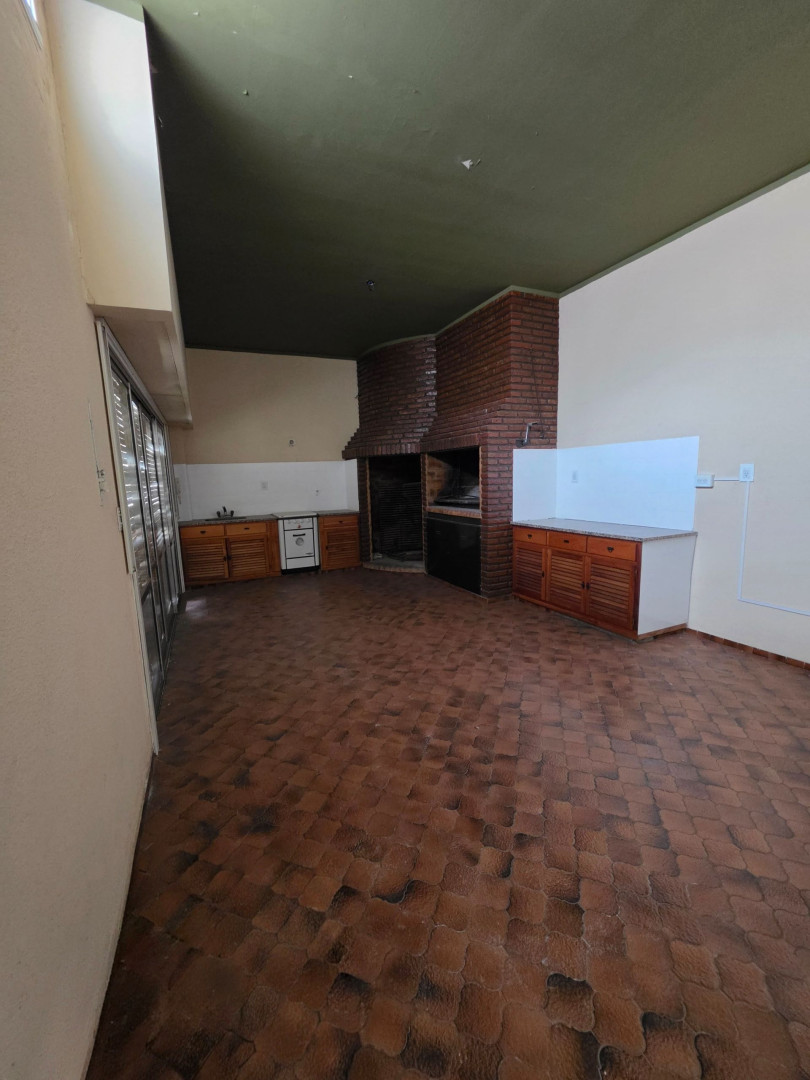Casa en Alquiler en Viamonte 580, Macrocentro, Bahía Blanca - Bahía Blanca Propiedades | SITIO OFICIAL l