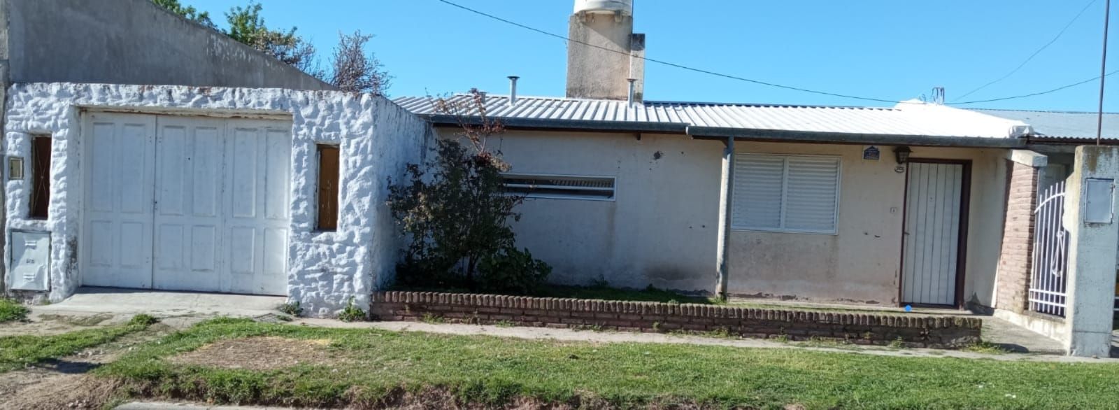 Casa en Venta en Pesquero Narwal 3638, 5 de Abril, Bahía Blanca - Bahía Blanca Propiedades | SITIO OFICIAL l
