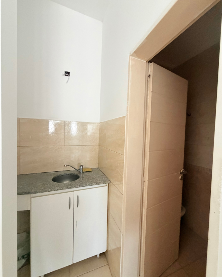 Local en Alquiler en España 169, Centro, Bahía Blanca - Bahía Blanca Propiedades | SITIO OFICIAL l