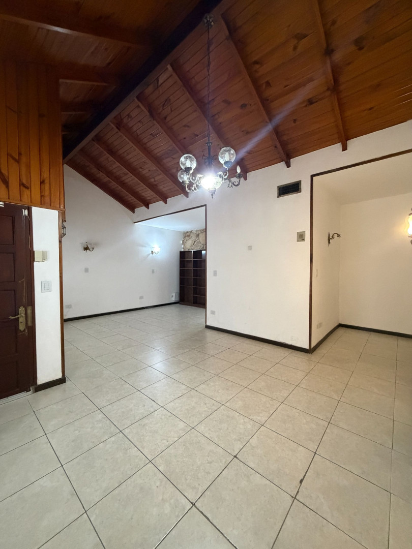 Casa en Alquiler en 12 De Octubre 700, Universitario, Bahía Blanca - Bahía Blanca Propiedades | SITIO OFICIAL l