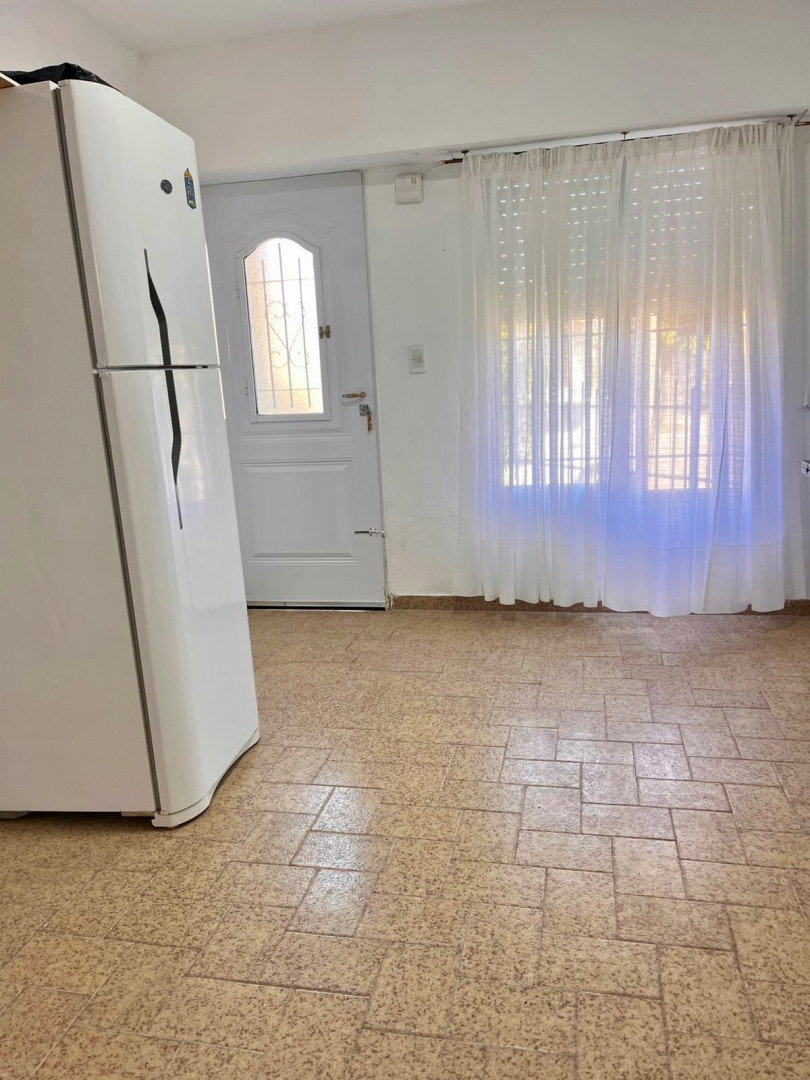 Casa en Venta en Inglaterra 1202, Kilometro 5, Bahía Blanca - Bahía Blanca Propiedades | SITIO OFICIAL l