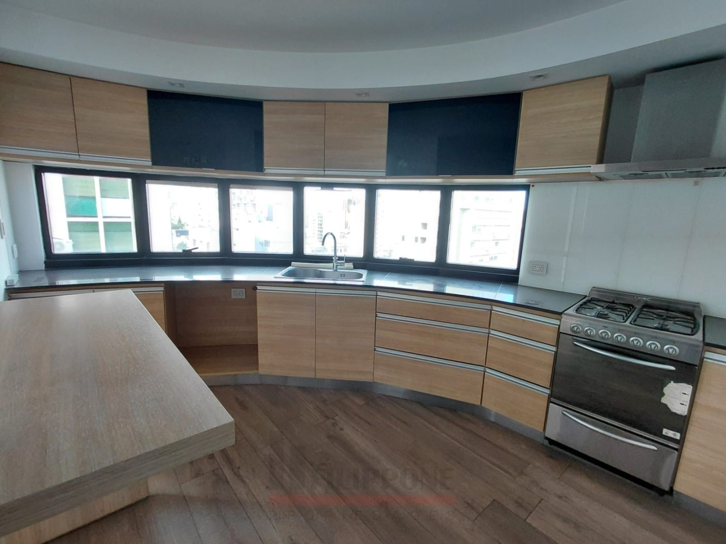 Piso en Alquiler en Zelarrayán 316, Centro, Bahía Blanca - Bahía Blanca Propiedades | SITIO OFICIAL l