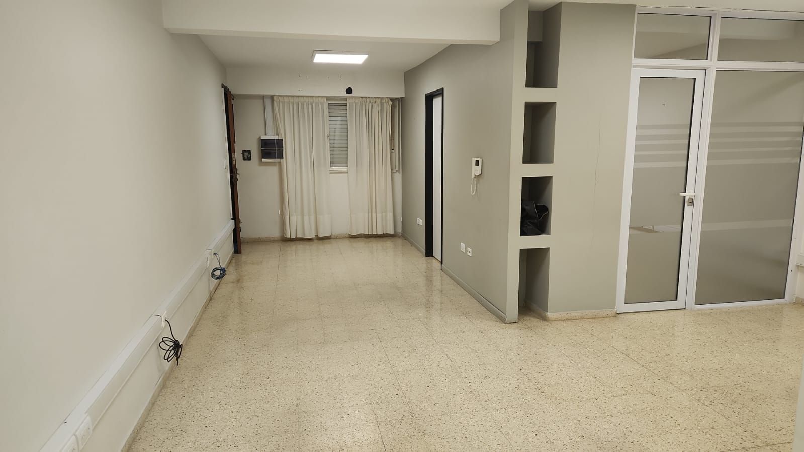 Oficina en Alquiler en BELGRANO 83, Centro, Bahía Blanca - Bahía Blanca Propiedades | SITIO OFICIAL l