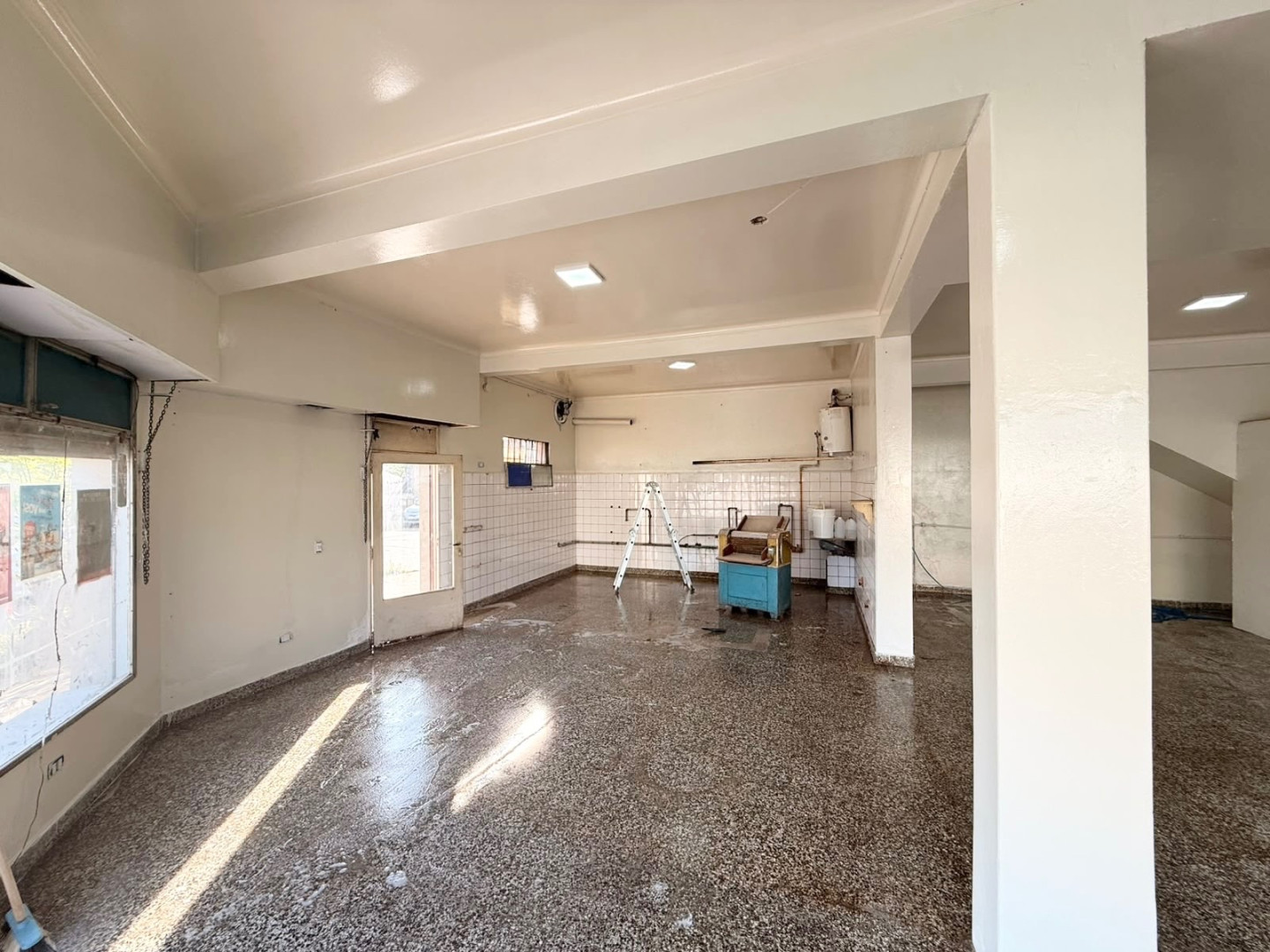 Local en Alquiler en Undiano Y Paunero , San Martin, Bahía Blanca - Bahía Blanca Propiedades | SITIO OFICIAL l