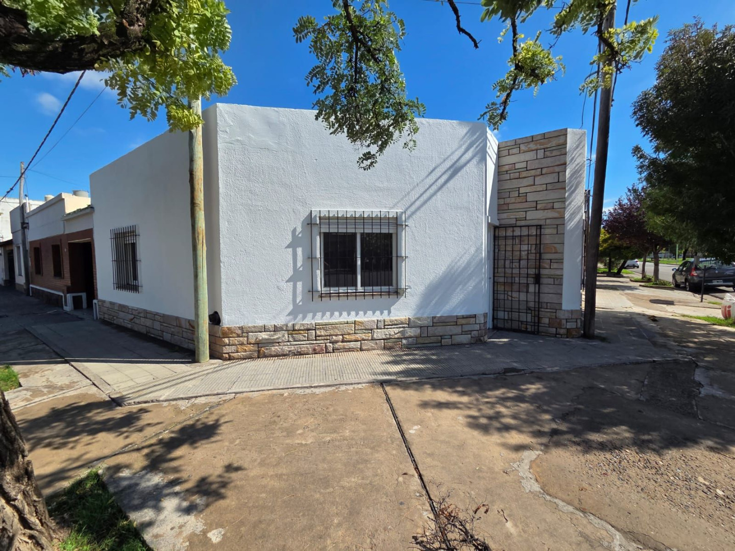Casa en Alquiler en Bolivia 1108, Mariano Moreno, Bahía Blanca - Bahía Blanca Propiedades | SITIO OFICIAL l