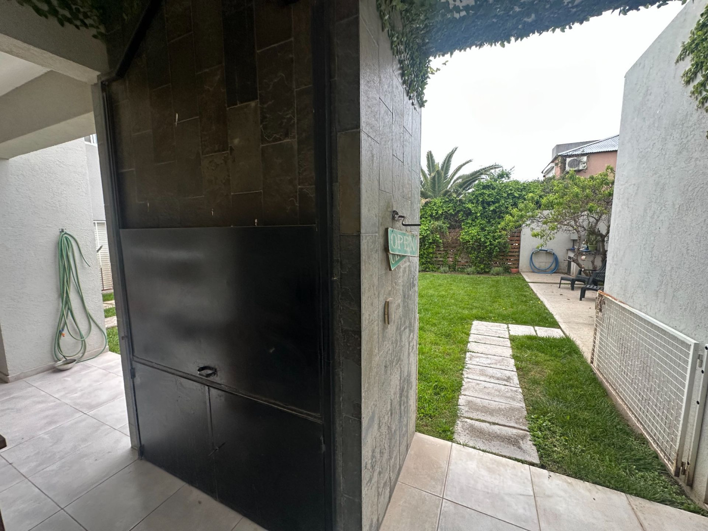 Casa en Venta en Los Adobes 500, Las Acacias, Bahía Blanca - Bahía Blanca Propiedades | SITIO OFICIAL l