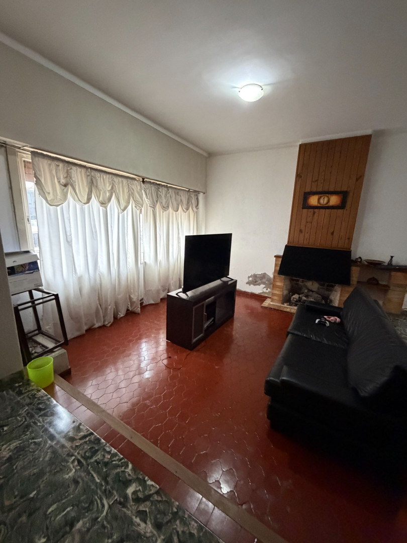 Casa en Venta en Saavedra 462- DOS CASAS EN VENTA, Centro, Bahía Blanca - Bahía Blanca Propiedades | SITIO OFICIAL l