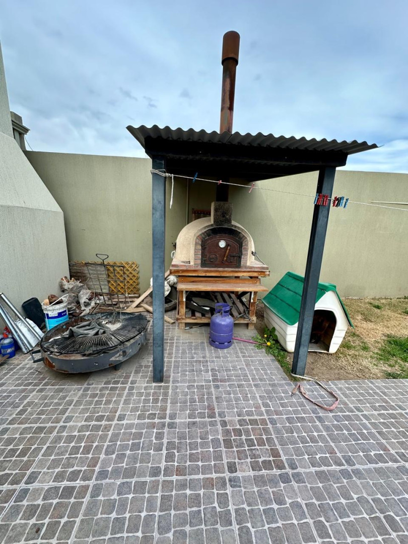 Casa en Venta en 12 De Octubre 4173, Nueva Belgrano, Bahía Blanca - Bahía Blanca Propiedades | SITIO OFICIAL l