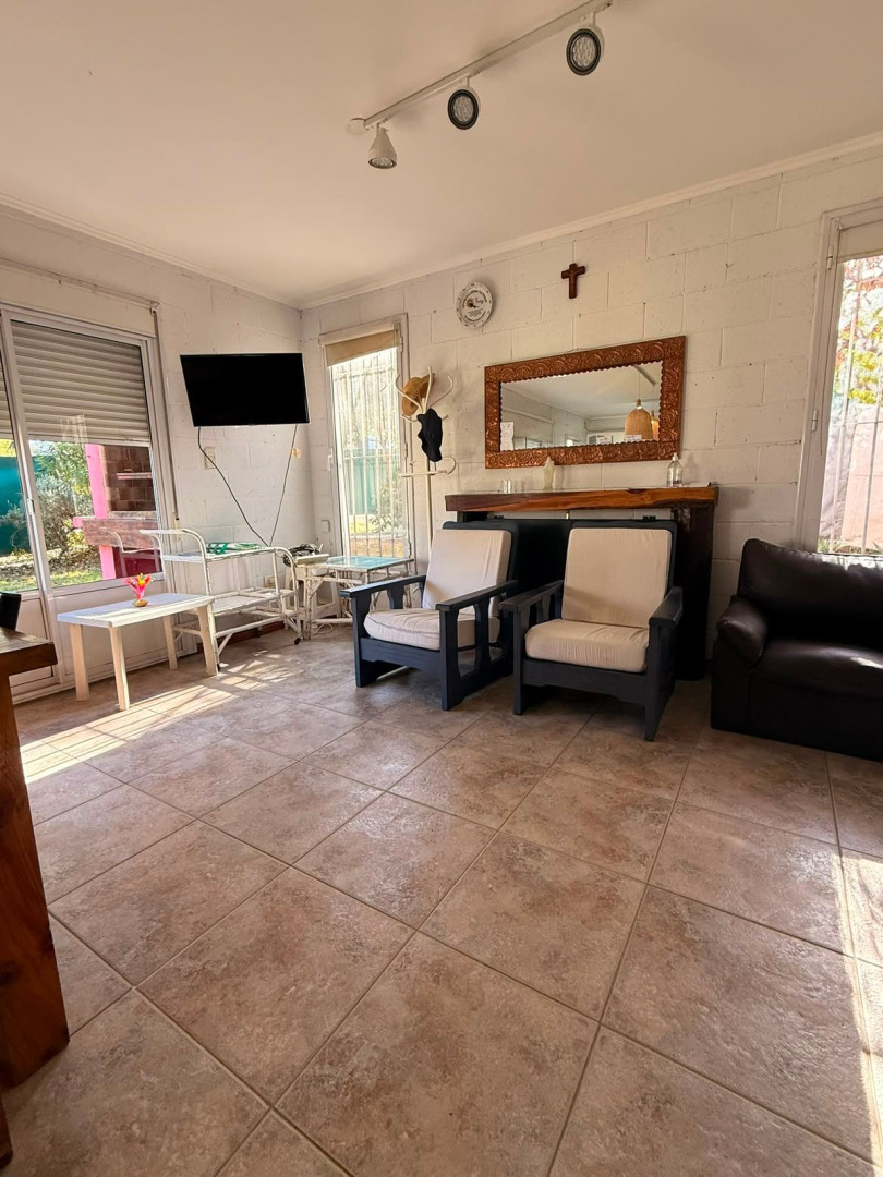 Casa en Venta en Rio Gallegos 500, Dufaur, Monte Hermoso - Bahía Blanca Propiedades | SITIO OFICIAL l