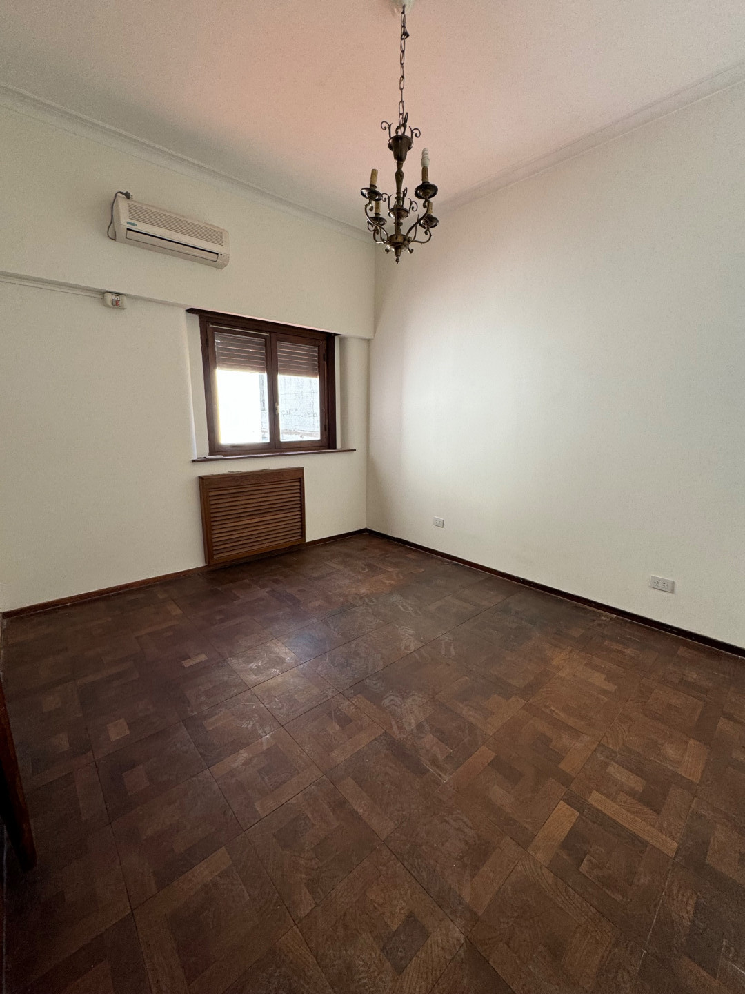 Casa en Alquiler en Estomba Al 100, Centro, Bahía Blanca - Bahía Blanca Propiedades | SITIO OFICIAL l