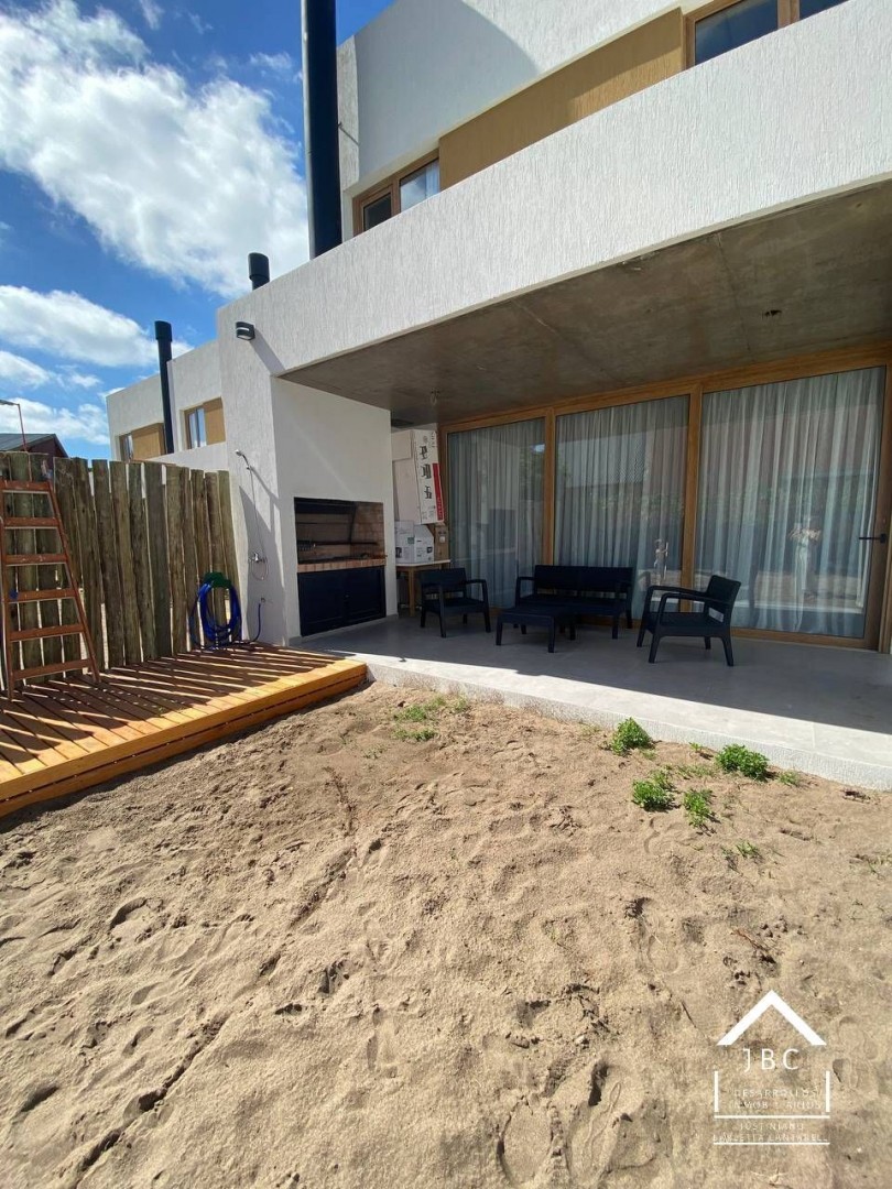 Duplex en Venta en Sansot Y Cardenales, Monte del Este, Monte Hermoso - Bahía Blanca Propiedades | SITIO OFICIAL l
