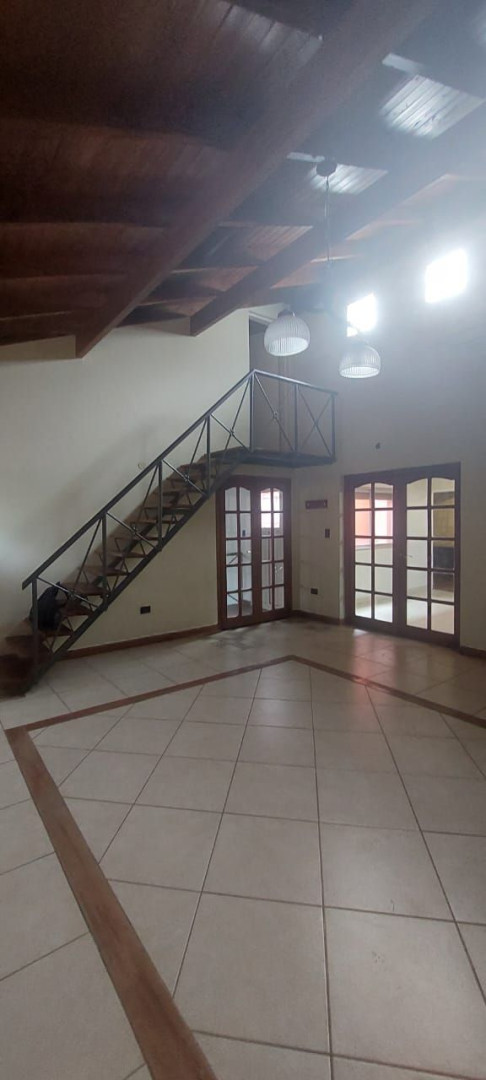 Casa en Alquiler en Nicolas Perez 13, Los Almendros, Bahía Blanca - Bahía Blanca Propiedades | SITIO OFICIAL l