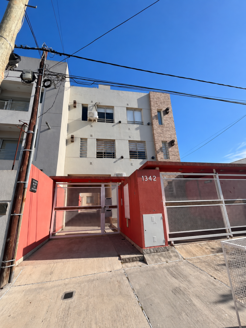 Departamento en Alquiler en Yrigoyen 1342, La Falda, Bahía Blanca - Bahía Blanca Propiedades | SITIO OFICIAL l