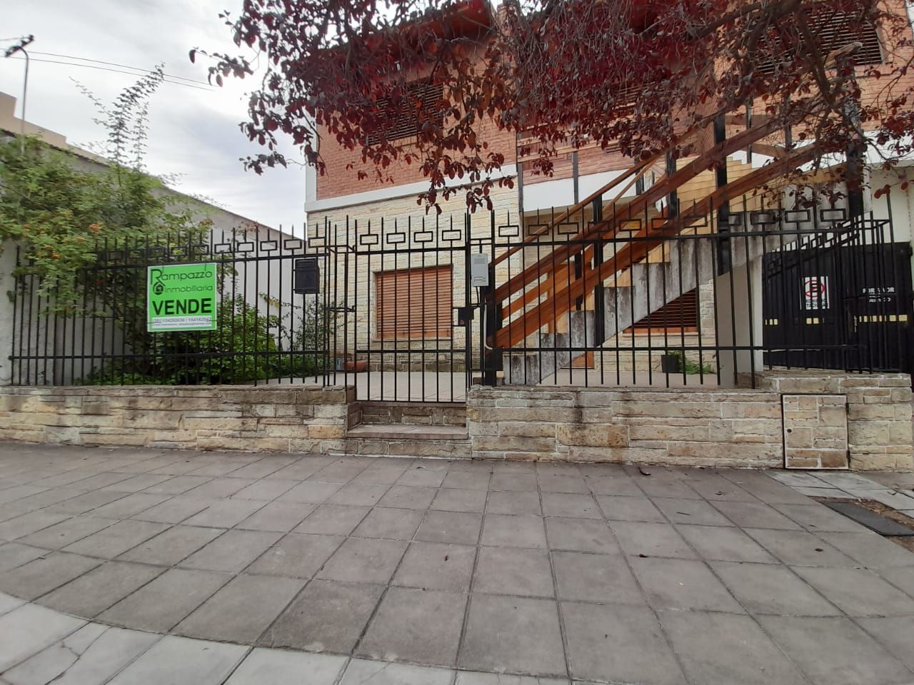 Casa en Venta en 11 De Abril 572, Centro, Bahía Blanca - Bahía Blanca Propiedades | SITIO OFICIAL l