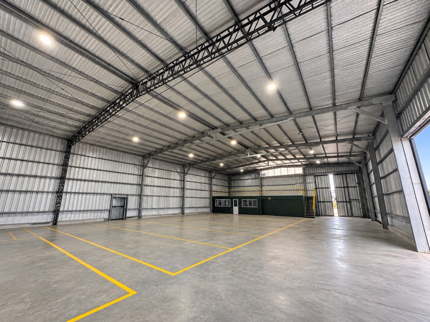 Galpón en Alquiler en Ecuador 3553, Parque Industrial, Bahía Blanca - Bahía Blanca Propiedades | SITIO OFICIAL l